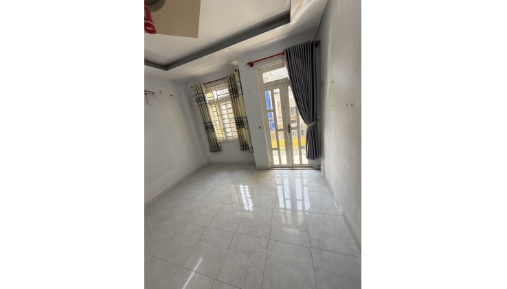 HẺM XE HƠI, 40M2, 3 TẦNG 4PN, NHÀ LÊ ĐÌNH CẨN GIÁ CHỈ 3.X TỶ